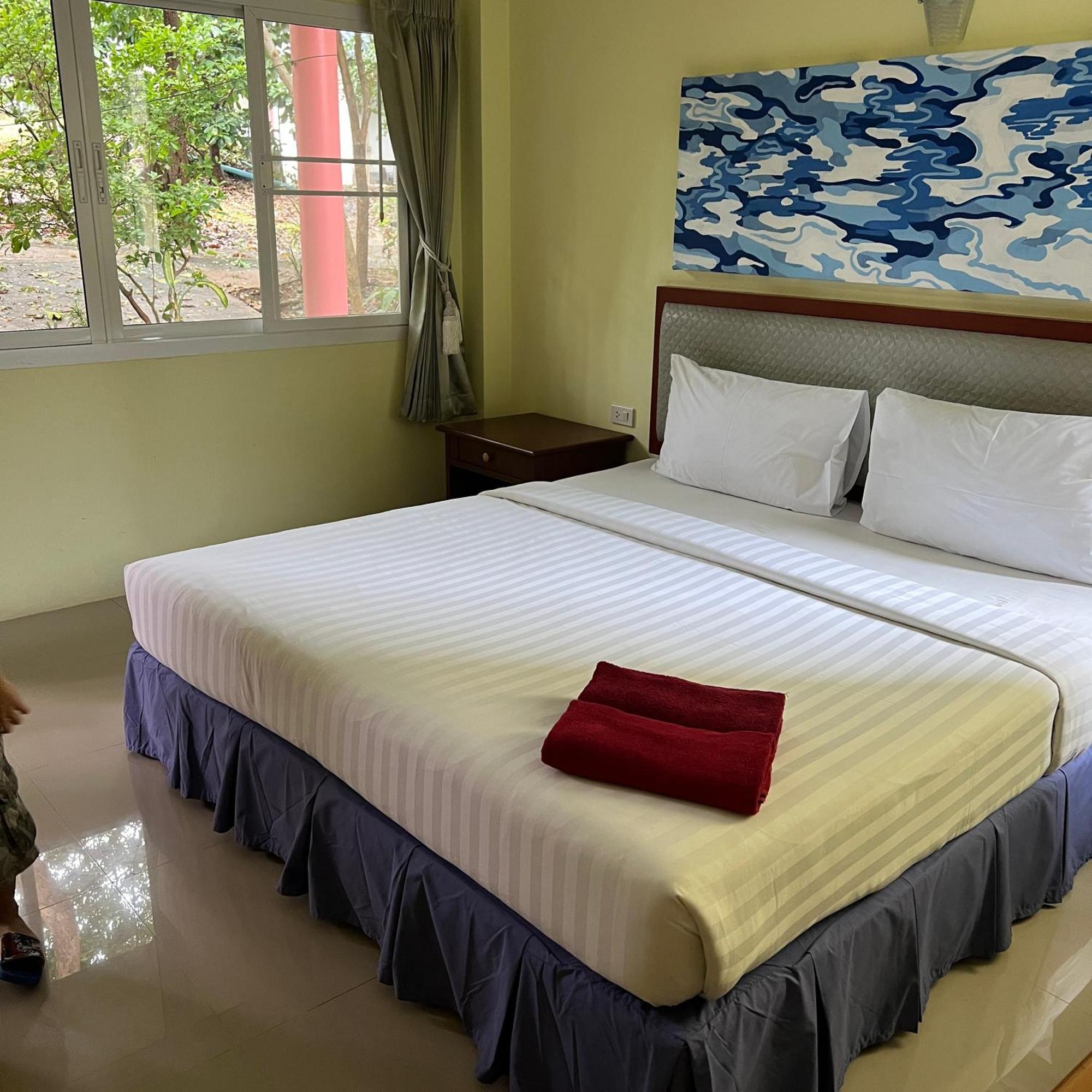 Kata Villa Merit Hill Bungalows Karon Екстер'єр фото